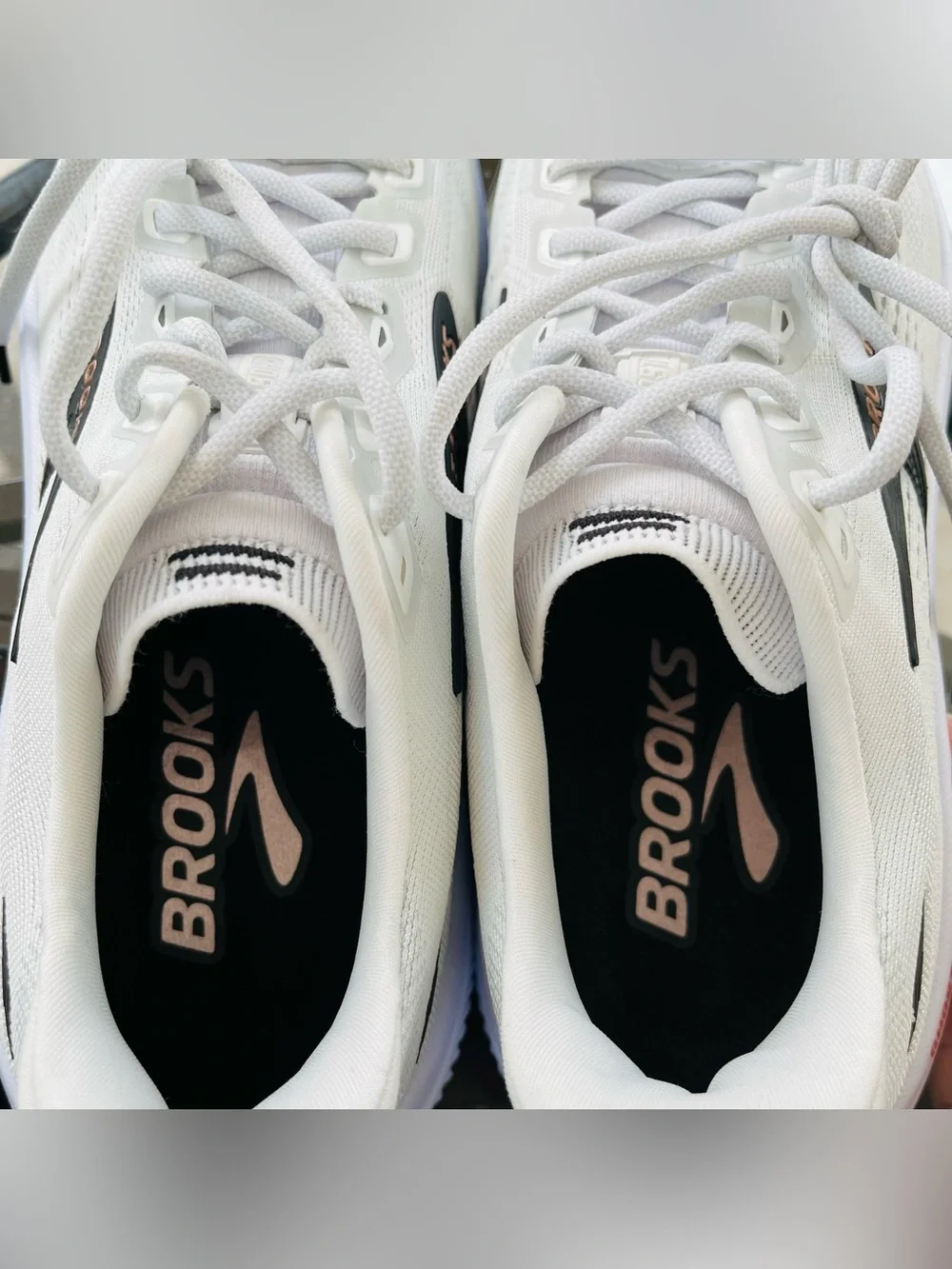 Brooks ghost 18